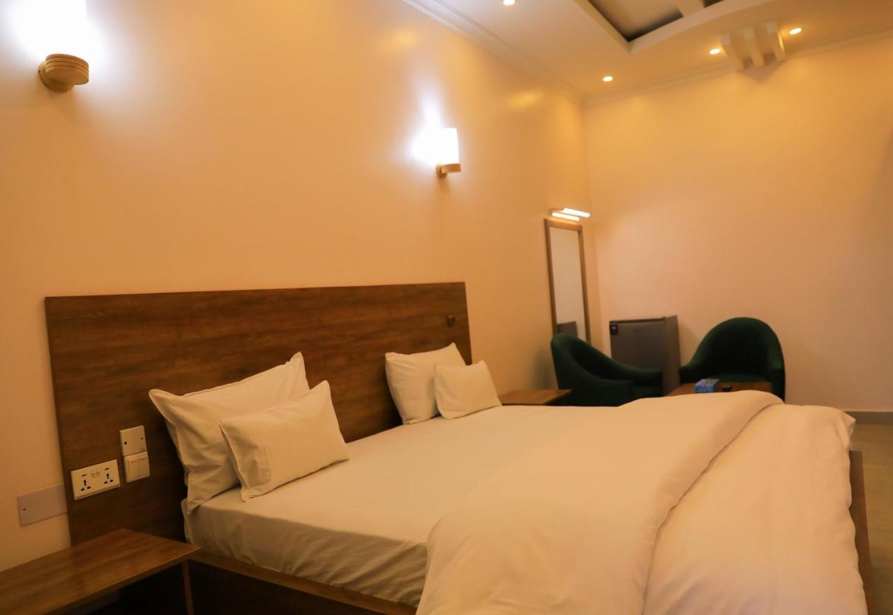 Ally Ngali Motel Кигали Экстерьер фото
